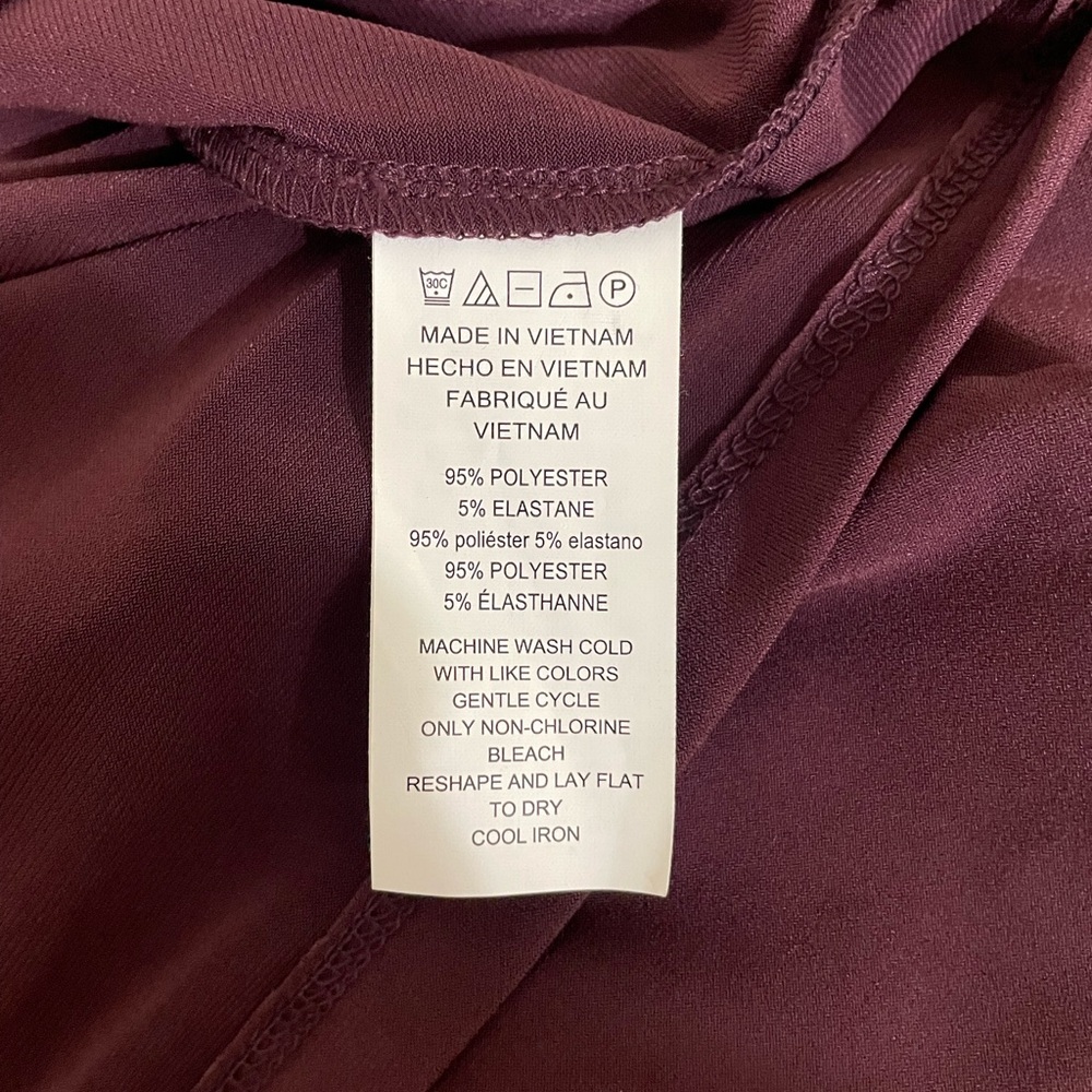 New MICHAEL KORS Burgundy Color Asymmetrical Neck Jersey Knit Long Sleeve Top 1X - Picture 6 of 6